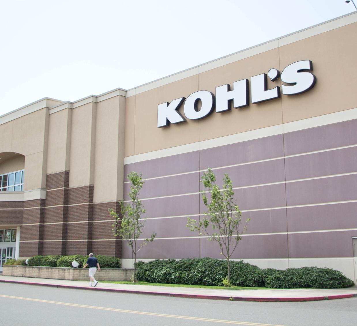 During a March 1 earnings call, Kohl’s CEO Kevin Mansell briefly mentioned the company would provide space to discount grocer Aldi at five to 10 locations across the U.S.